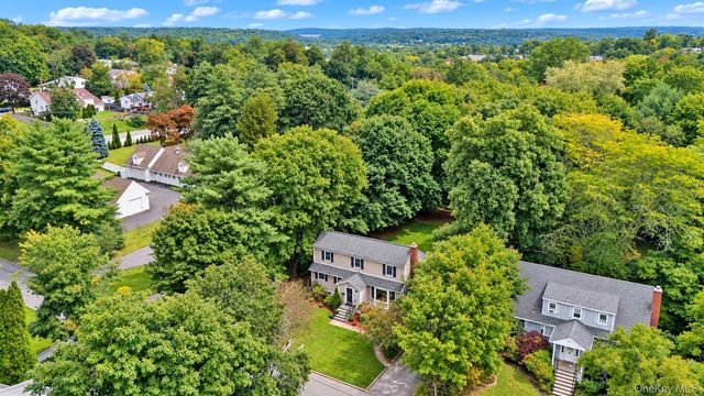 9 Verne Place, Hartsdale, NY 10530