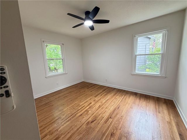 8906 GRANT Street, Overland Park, KS 66212