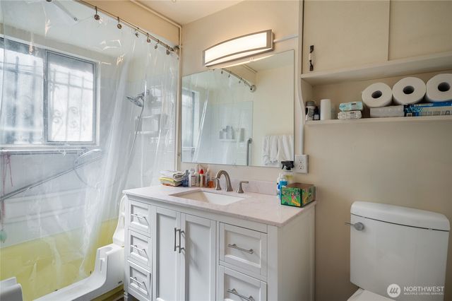 324 3rd Avenue S, Edmonds, WA 98020