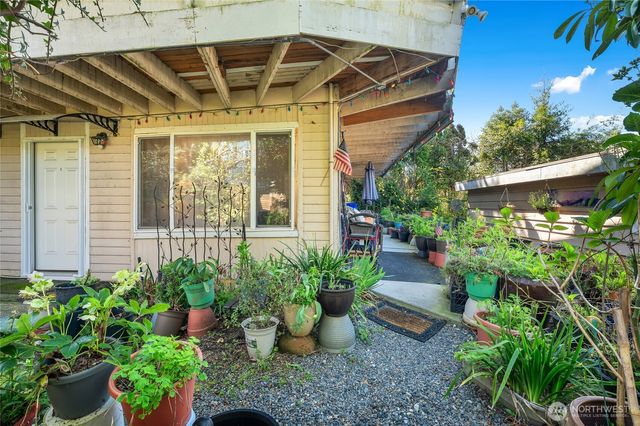 324 3rd Avenue S, Edmonds, WA 98020