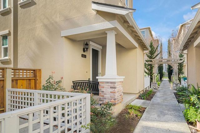 2813 Pinnacles Terrace, Fremont, CA 94538