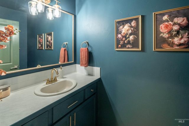 2061 E Tugela Falls St, Kuna, ID 83634