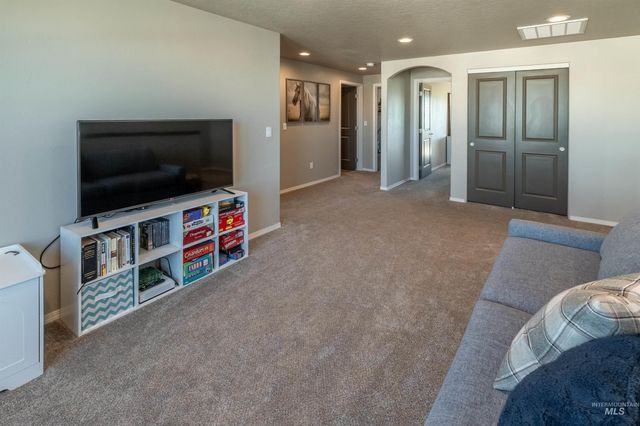 2061 E Tugela Falls St, Kuna, ID 83634