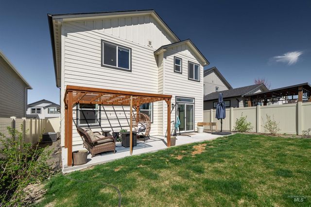 2061 E Tugela Falls St, Kuna, ID 83634