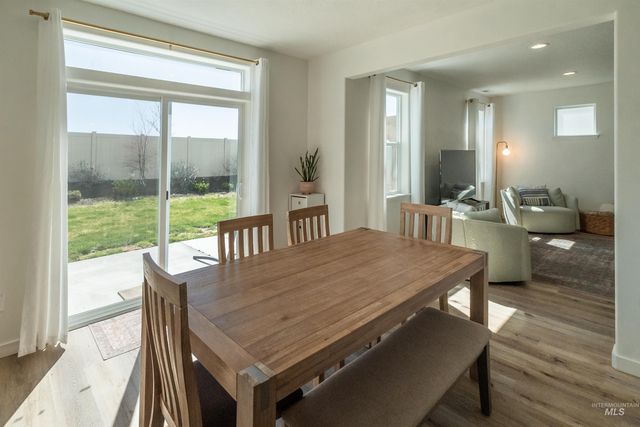 2061 E Tugela Falls St, Kuna, ID 83634