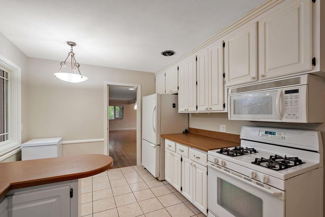 5241 Edenmoor Street, Edina, MN 55436