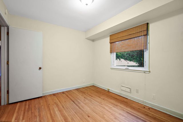 5241 Edenmoor Street, Edina, MN 55436