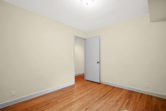 5241 Edenmoor Street, Edina, MN 55436