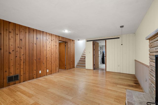 5241 Edenmoor Street, Edina, MN 55436