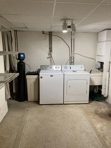 5241 Edenmoor Street, Edina, MN 55436