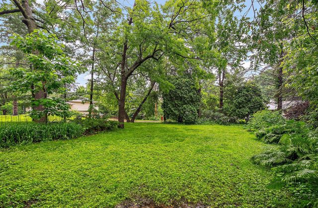 5241 Edenmoor Street, Edina, MN 55436