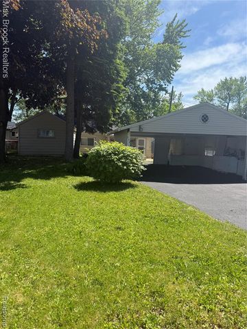 933 Myrtle Avenue, Waterford, MI 48328