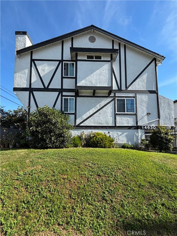 14630 Halldale 2, Gardena, CA 90247