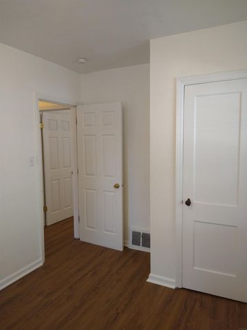 206 Polk Street, Waterloo, IA 50703