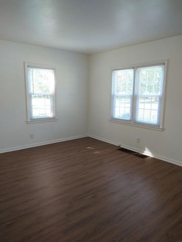 206 Polk Street, Waterloo, IA 50703