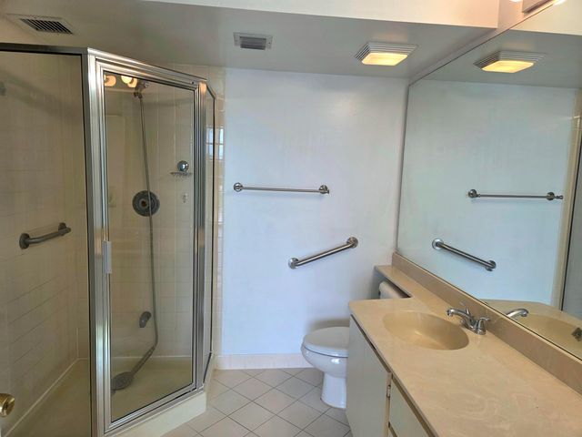 2421 VILLAGE Boulevard 303, West Palm Beach, FL 33409