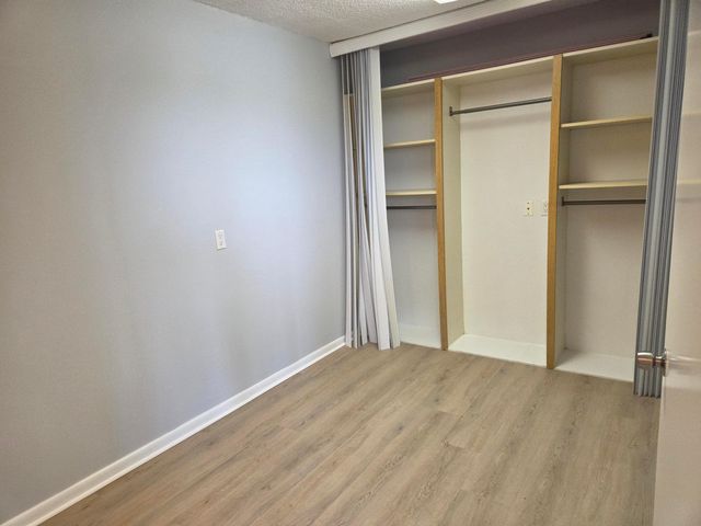 2421 VILLAGE Boulevard 303, West Palm Beach, FL 33409