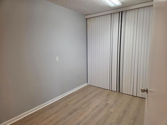 2421 VILLAGE Boulevard 303, West Palm Beach, FL 33409