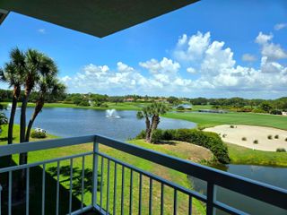 2421 VILLAGE Boulevard 303, West Palm Beach, FL 33409