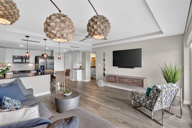 223 ISLAND WAY 4C, Clearwater Beach, FL 33767