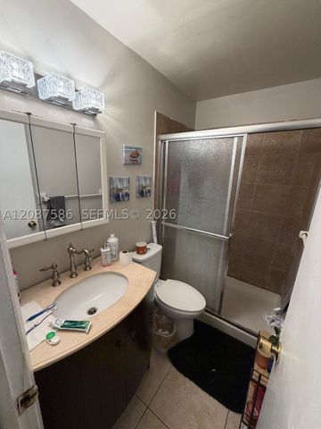 7830 SW 10th St A, North Lauderdale, FL 33068