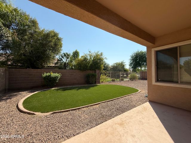 2417 E Iris Drive, Chandler, AZ 85286