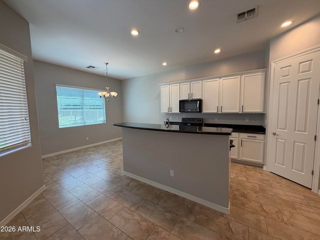 2417 E Iris Drive, Chandler, AZ 85286