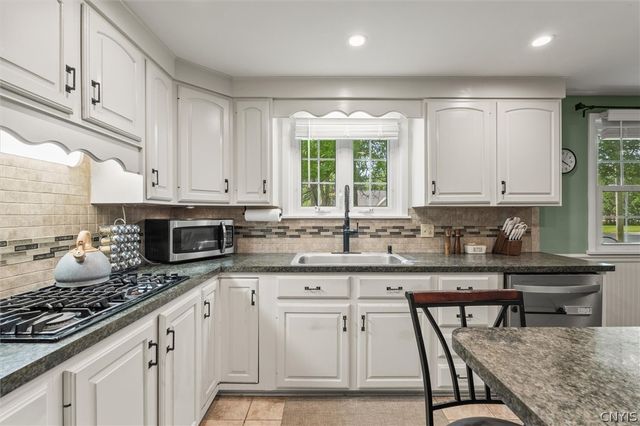 32 Artillery Lane, Lysander, NY 13027