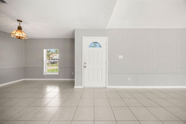 12923 Advance Drive, Houston, TX 77065
