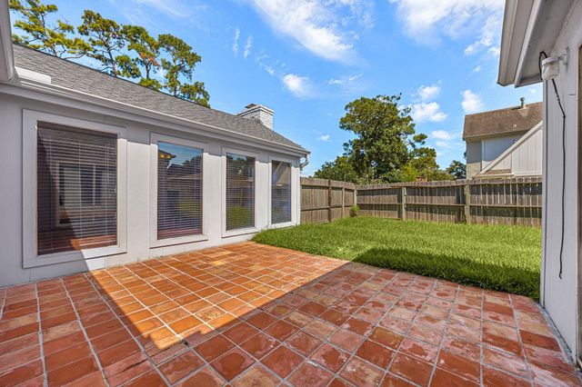 12923 Advance Drive, Houston, TX 77065