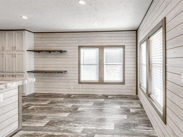 3063 E 108th Road, Wellston, OK 74881