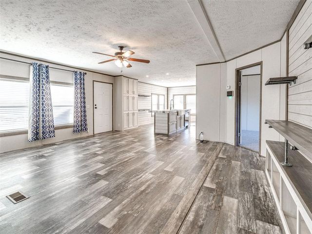 3063 E 108th Road, Wellston, OK 74881