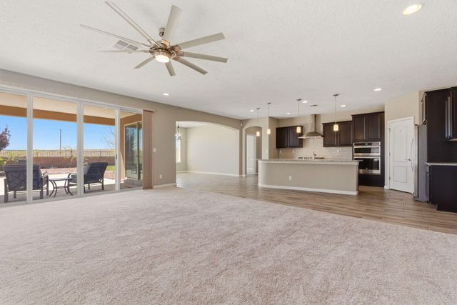 9108 Vista Bosquejo Road NW, Albuquerque, NM 87120