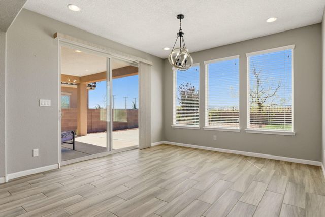 9108 Vista Bosquejo Road NW, Albuquerque, NM 87120