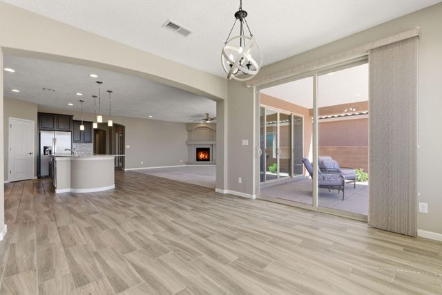 9108 Vista Bosquejo Road NW, Albuquerque, NM 87120