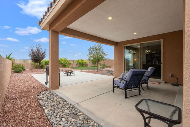 9108 Vista Bosquejo Road NW, Albuquerque, NM 87120
