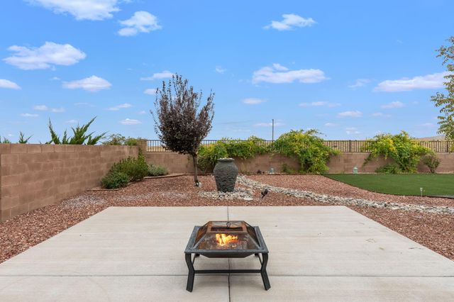9108 Vista Bosquejo Road NW, Albuquerque, NM 87120