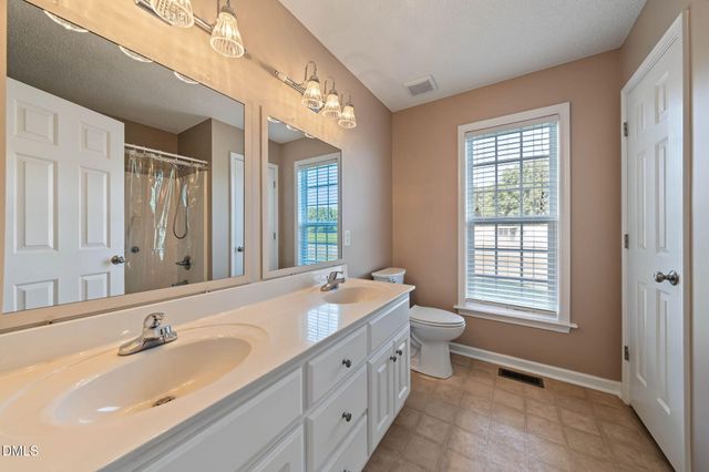 21 Beasley Estates Drive, Benson, NC 27504