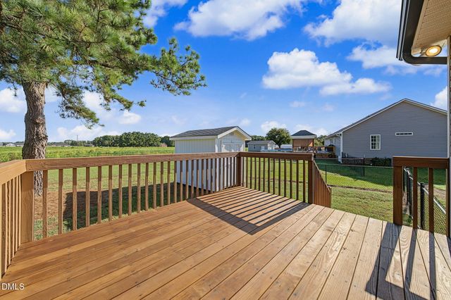 21 Beasley Estates Drive, Benson, NC 27504