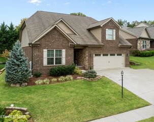 7709 Saddlebrooke Drive, Knoxville, TN 37938
