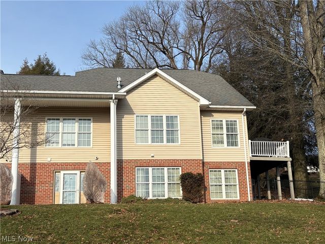 68399 West Ridge, St Clairsville, OH 43950