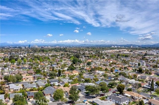 2005 W 11th, Santa Ana, CA 92703