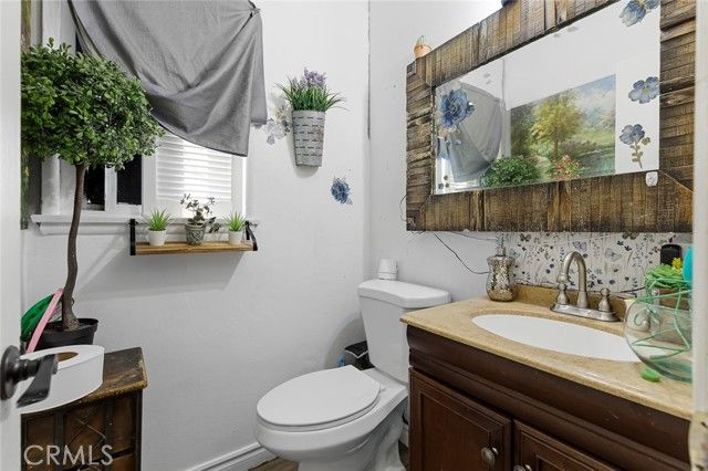 2005 W 11th, Santa Ana, CA 92703