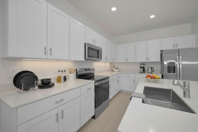 18238 PLEASENTVILLE BOULEVARD, Land O Lakes, FL 34638