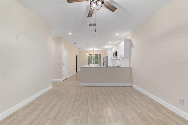 47 SEQUOIA LOOP, Ocklawaha, FL 32179