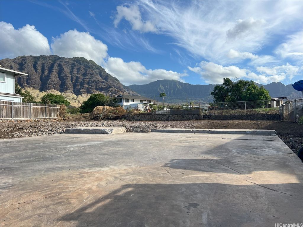 85-571 Momona Place, Waianae, HI 96792