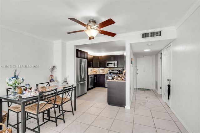 18071 Biscayne Boulevard 303, Aventura, FL 33160