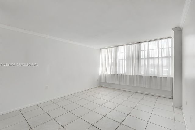 18071 Biscayne Boulevard 303, Aventura, FL 33160