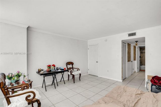18071 Biscayne Boulevard 303, Aventura, FL 33160
