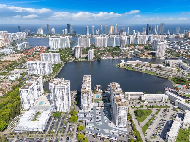 18071 Biscayne Boulevard 303, Aventura, FL 33160